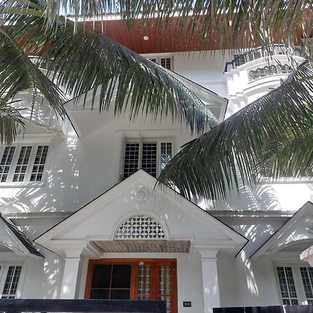 Annies Inn Homestay Kochi Exterior photo